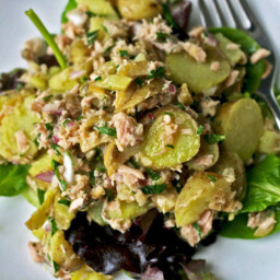 dinner-tonight-warm-fingerling-potato-and-tuna-salad-recipe-2034538.jpg