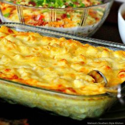 double-cheddar-macaroni-and-cheese-2956160.jpg
