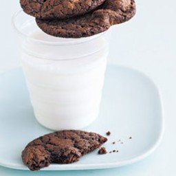 double-chocolate-chunk-cookies-1325663.jpg