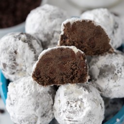 double-chocolate-snowball-cookies-1346371.jpg