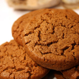 Drunken Molasses Cookies With Ginger