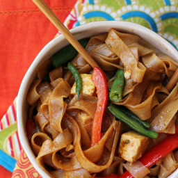 Drunken Noodles with Tofu and Peppers