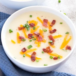 Easy 4-Ingredient Potato Soup (Slow Cooker or Stovetop)