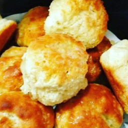 Easy 7-Up® Biscuits