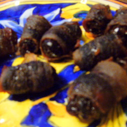 Easy Appetizers: Bacon Wrapped Dates