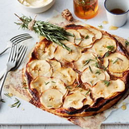 Easy apple tart with rosemary and honey syrup