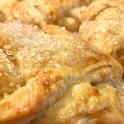 Easy as Pie – Mini Apple Pear Pies