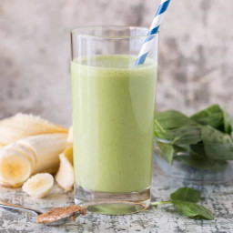Easy Banana Spinach Protein Smoothie recipe