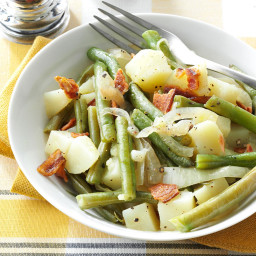 Easy Beans  and  Potatoes with Bacon  