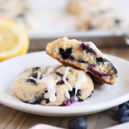 easy-blueberry-muffin-cookies--ad5669-0f014f04af20a985e5014ff8.jpg