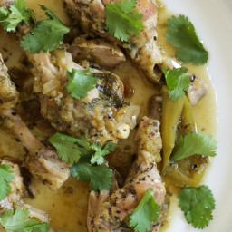 Easy Braised Chicken Drumsticks in Tomatillo Sauce (Instant Pot, Slow Cooke