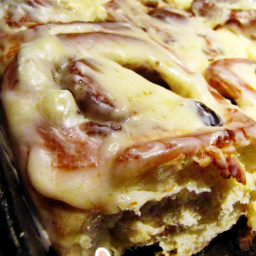 Easy Bread Machine Cinnamon Rolls with Cream Cheese Frosting