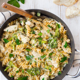 Easy Chicken Alfredo with Broccoli | ONE PAN & Healthy - with Video