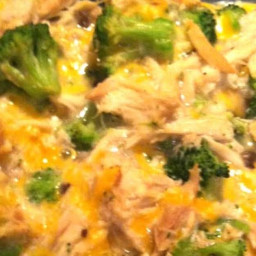 Easy Chicken Broccoli Casserole In Under 30 Minutes – Only 5 ingredients!