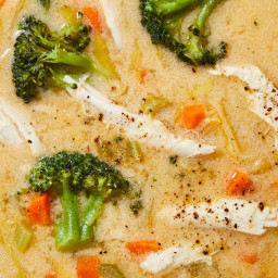 Easy Chicken & Broccoli Soup