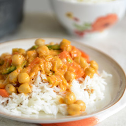 easy-chickpea-curry-with-coconut-rice-2558076.jpg