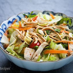 easy-chinese-chicken-salad-with-chow-mein-noodles-2414407.jpg