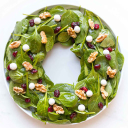 Easy Christmas Wreath Salad