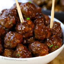 Easy Cocktail Meatballs (Sweet and Sour Meatballs)