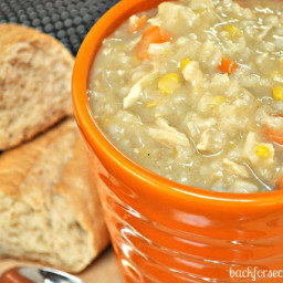 Easy Crock Pot Creamy Chicken and Rice Soup