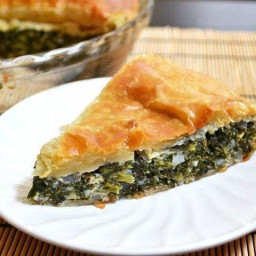 Easy Delicious Homemade Spinach Pie with Puff Pastry