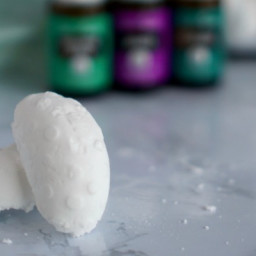 easy-diy-homemade-shower-melts-with-essential-oils-2634758.jpg