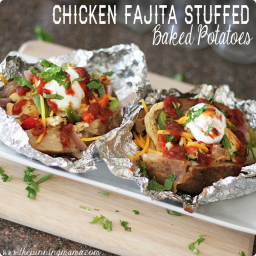 {Easy Family Meals} Chicken Fajita Stuffed Baked Potatoes