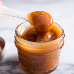 Easy Homemade Caramel Sauce Recipe