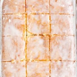 Easy Honey Bun Cake Recipe (With a Cake Mix)