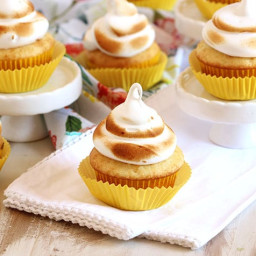 Easy Lemon Meringue Cupcakes