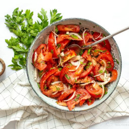 Easy Low-Carb Tomato Summer Salad