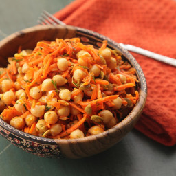 Easy Make-Ahead Carrot and Chickpea Salad With Dill and Pumpkin Seeds Recip