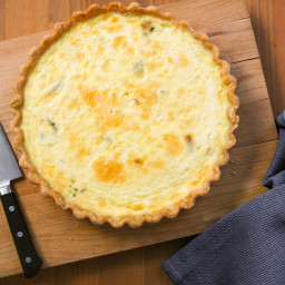 Easy Mixed Cheese Quiche