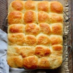 easy-no-knead-buttermilk-bread-rolls-2735091.jpg