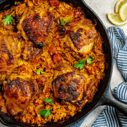 Easy One Pot Spanish Chicken and Rice Skillet Recipe