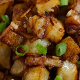 Easy Oven Roasted Potatoes - A simple side dish to love