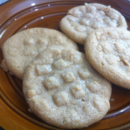 easy-peanut-butter-cookies-3.jpg