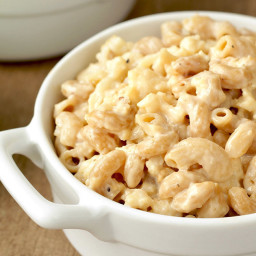 Easy-Peasy Slow-Cooker Mac and Cheesy