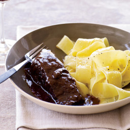 Easy Short Ribs Braised in Red Wine