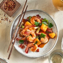 Easy Shrimp Stir-Fry with Green Pepper, Pineapple and Bacon
