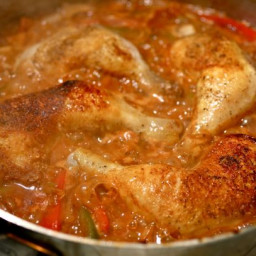 Easy Skillet Braised Chicken with Peppers and Paprika Recipe