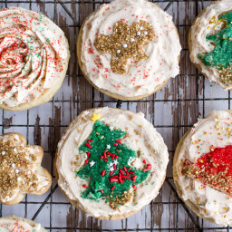 Easy Slice ‘n’ Bake Vanilla Bean Christmas Sugar Cookies w/Whipped Buttercr