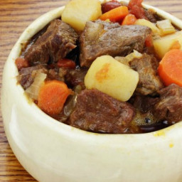 easy-slow-cooker-beef-stew-1691993.jpg