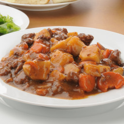 easy-slow-cooker-beef-stew-4.jpg