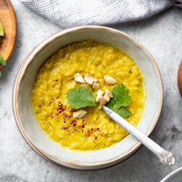 Easy Slow Cooker Dal Recipe with Coconut & Curry