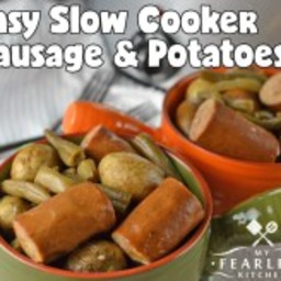 Easy Slow Cooker Sausage and Potatoes