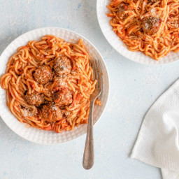Easy Spaghetti and Meatballs Made Entirely in the Crock Pot