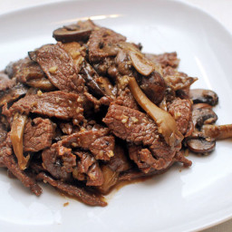 Easy Stir-Fried Beef With Mushrooms and Butter Recipe