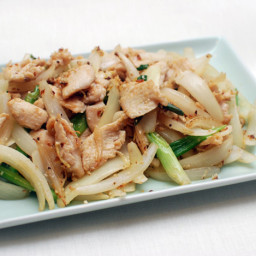 Easy Stir-Fried Chicken With Ginger and Scallions Recipe
