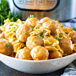 Easy Swedish Meatballs made in your Pressure Cooker!
